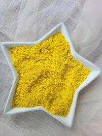 posypka-cukrowa-paleczki-dekoracja-na-tort-paleczki-zolte-40g