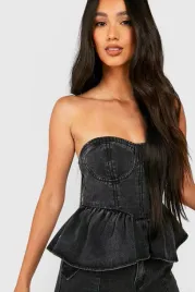 kc63104-boohoo-jeansowy-crop-top-z-falbana-odkryte-ramiona-13-l