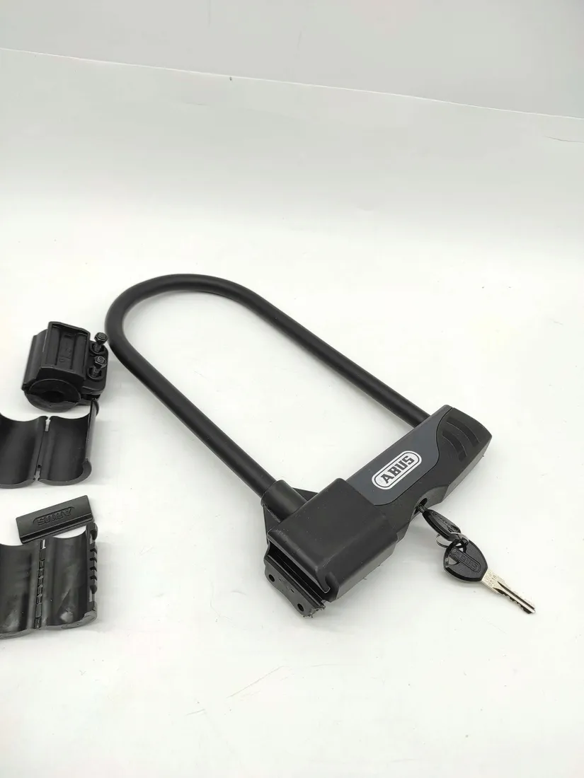 zabezpieczenie-rowerowe-u-lock-abus-stan-powystawowy