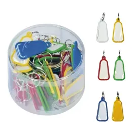 zawieszka-brelok-do-kluczy-plastikowy-trojkatny-titanum-60-sztuk