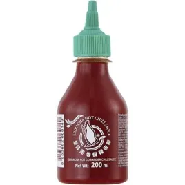 sos-chili-sriracha-z-kolendra-chili-61percent-200ml-flying-goose