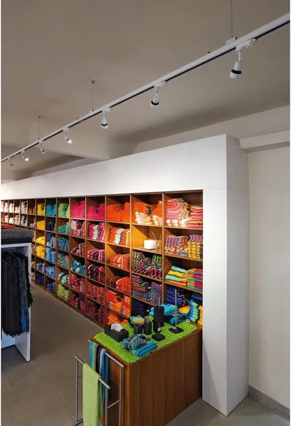 spot-okragly-spotline-bialy-ksztalt-okragly