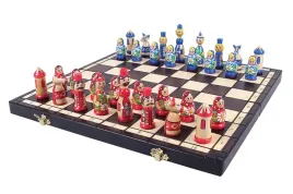 szachy-drewniane-ludowe-babuszki-niebieskie-42-cm-matrioszki-unikalne