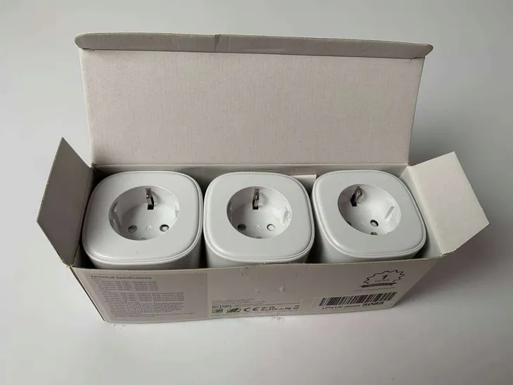 gniazdko-refoss-rss210trieu-rodzaj-gniazdko