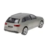 model-1-34-audi-q7-2015-szary