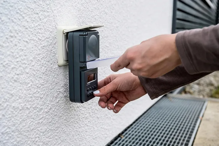 programator-czasowy-brennenstuhl-1506706-stan-opakowania-zastepcze