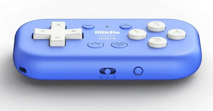 8bitdo-micro-niebieski-usb-gamepad-android-nintendo-switch-pc-ios