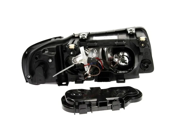 reflektor-tyc-20-0118-05-2-numer-katalogowy-oryginalu-audi-8l0941003af