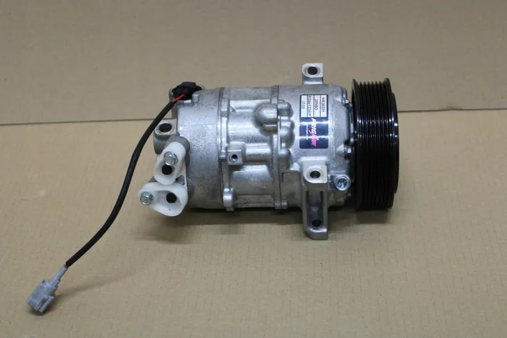 kompresor-klimatyzacja-denso-dcp23032-stan-nowy-numery-katalogowe-zamiennikow-acauto-ac-01dn220