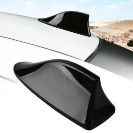 antena-dachowa-samochodowa-radiowa-fm-pletwa-rekina-czarna-wzmacniaczem-uni