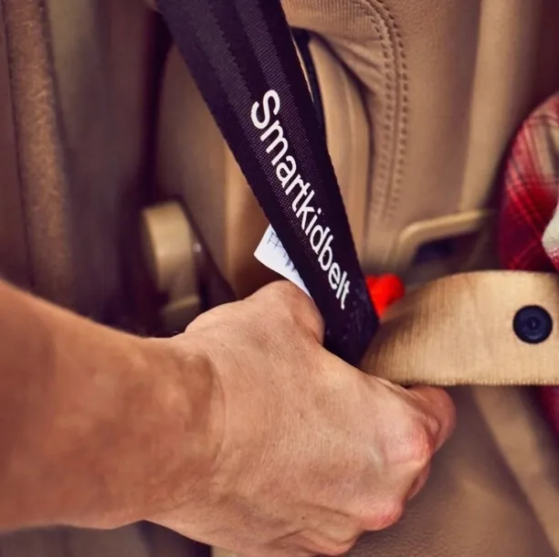 pas-bezpieczenstwa-samochodowy-smart-kid-belt-kod-producenta-smb03033