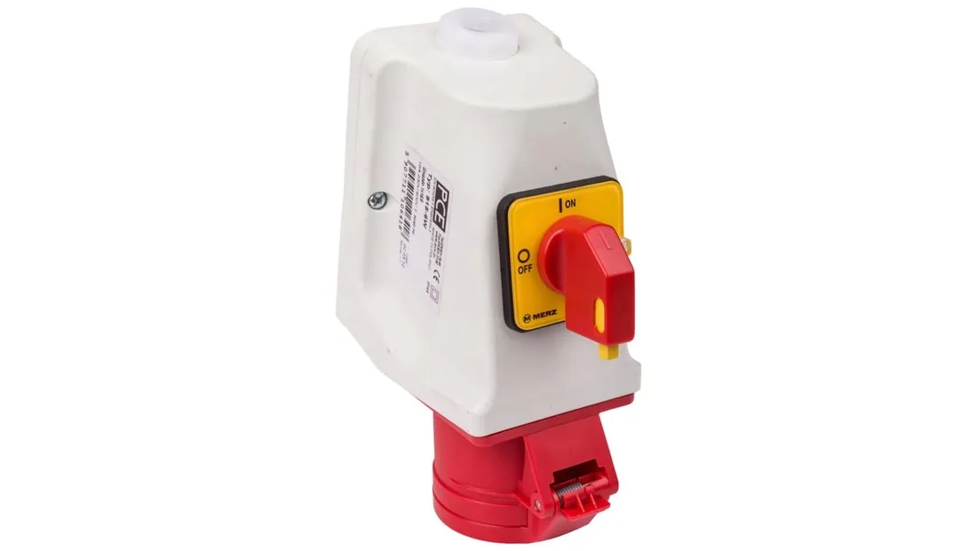 gniazdo-elektryczne-scienne-pce-czerwony-915-6w