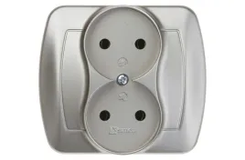 gniazdo-elektryczne-scienne-kontakt-simon-srebrny