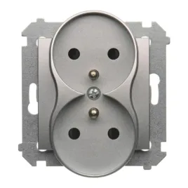 simon-54-gniazdo-podwojne-z-uziemieniem-dgz2mz-01-43-srebrny