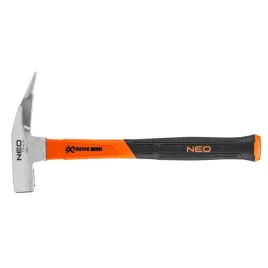 mlotek-ciesielski-600-g-trzonek-z-wlokna-szklanego-25-131-neo-tools