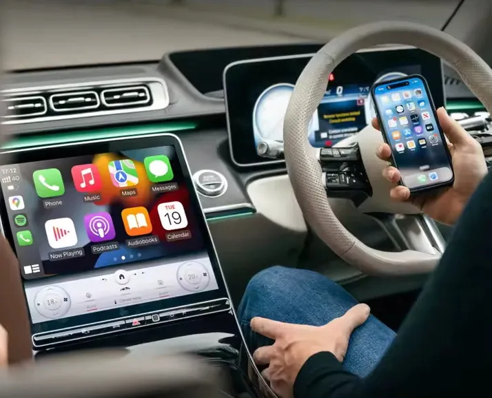 adapter-samochodowy-ottocast-mini-core-usb-przycisk-carplay-android-auto