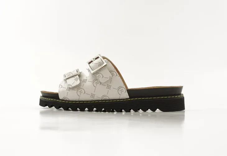 klapki-aga-07656-bialy-r39