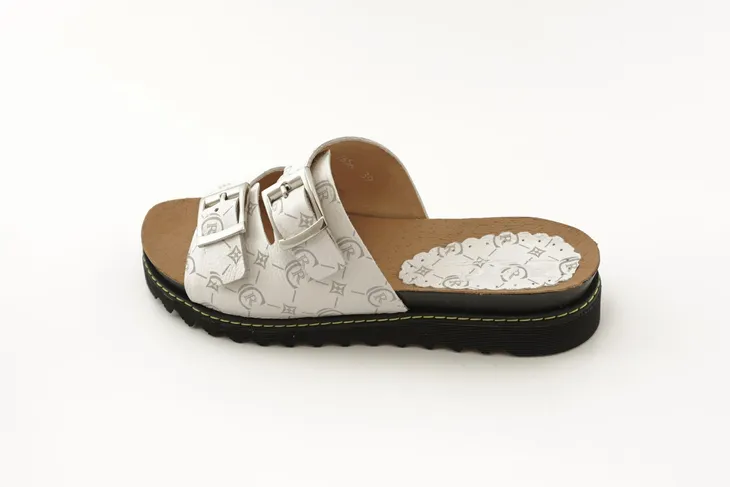 klapki-aga-07656-bialy-r37-cechy-dodatkowe-brak
