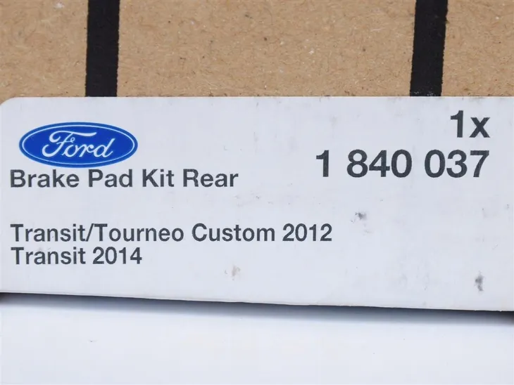 ford-klocki-hamulcowe-tyl-transit-14-custom-org-stan-nowy-producent-czesci-ford-oe