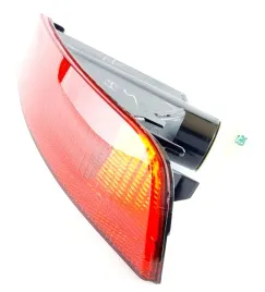 lampa-tylna-lewa-przeciwmgielna-ecosport-kuga-mk2
