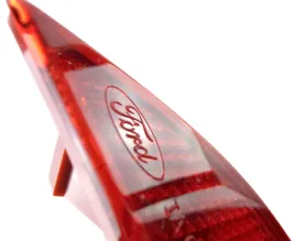 odblask-lewy-zderzaka-tyl-ford-focus-2018-kombi-2195832-jx7b-13b415-ba