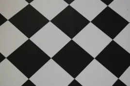 wykladzina-pcv-linoleum-york-99-nowoczesny-3m-bialo-czarne-karo-kledom