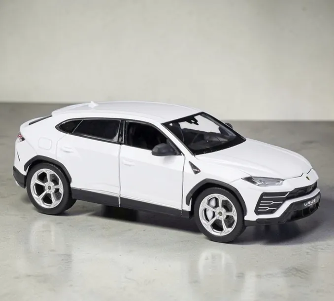 model-1-24-lamborgini-urus-suv-bialy-stan-opakowania-oryginalne