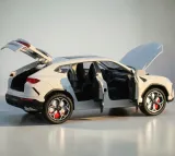 model-1-24-lamborgini-urus-suv-bialy-stan-opakowania-oryginalne-stan-nowy