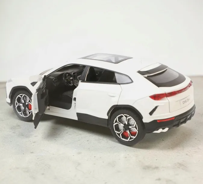 model-1-24-lamborgini-urus-suv-bialy-wiek-6-lat-stan-nowy