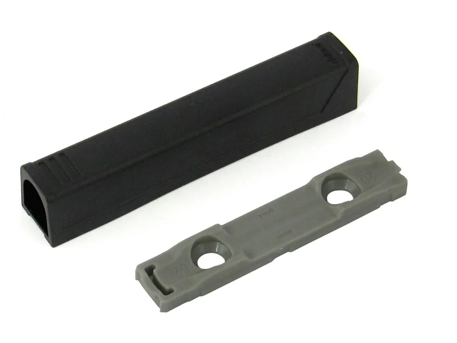 adapter-blum-do-tip-on-956a1004-dlugi-czarny