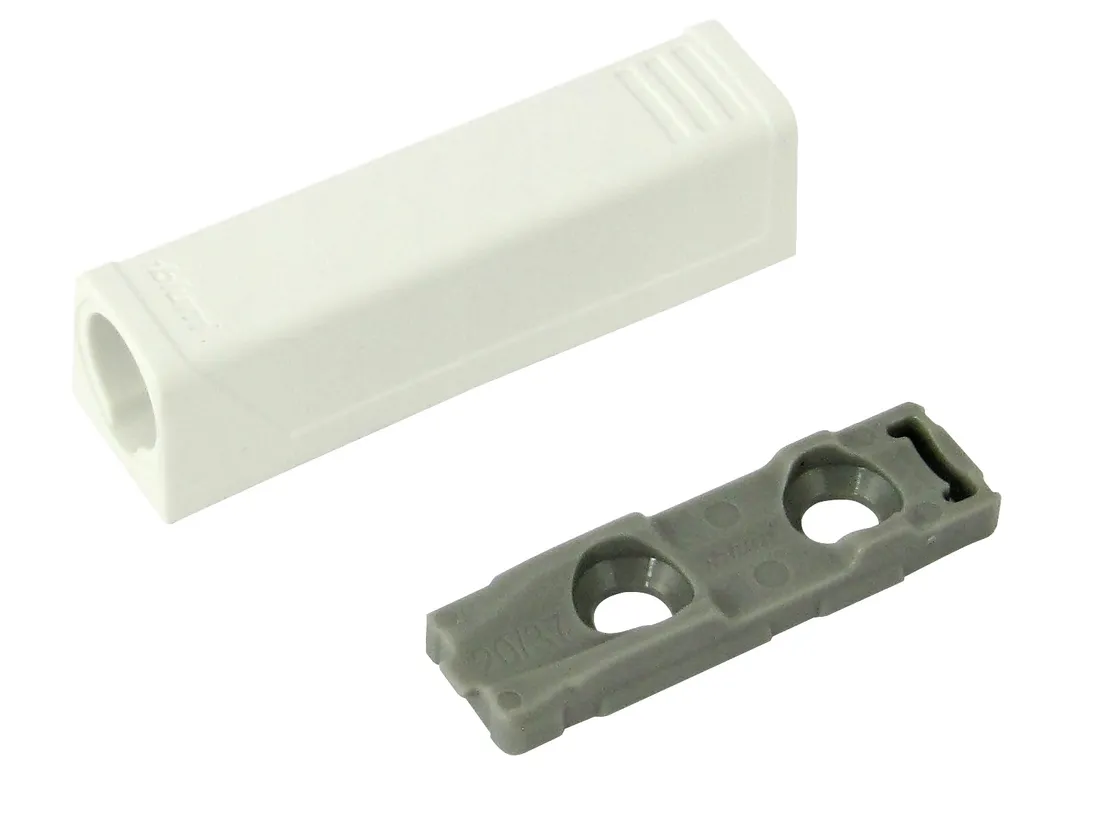 adapter-blum-do-tip-on-956-1004-krotki-bialy