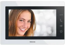 wideodomofon-bticino-317913-z-1-zewnetrznym-przyciskiem-dzwonkiem-i-kamera