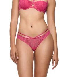 triumph-that-night-in-vegas-string-roz-42
