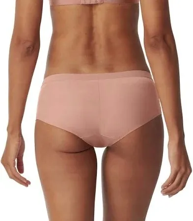 triumph-aura-spotlight-t-maxi-40