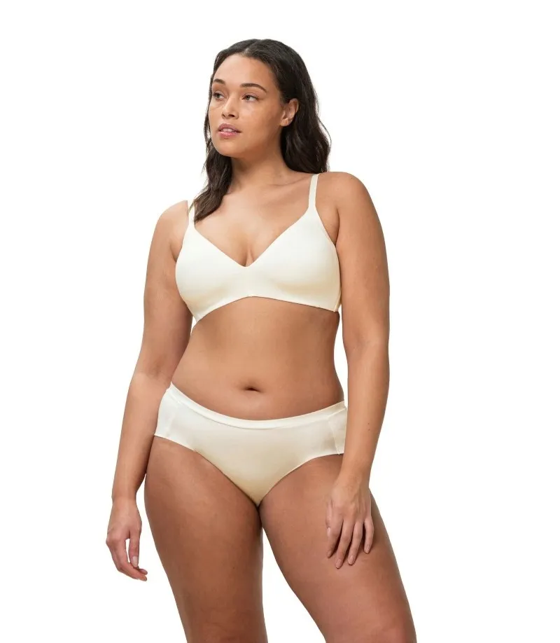 triumph-body-make-up-soft-touch-hipster-ex-42