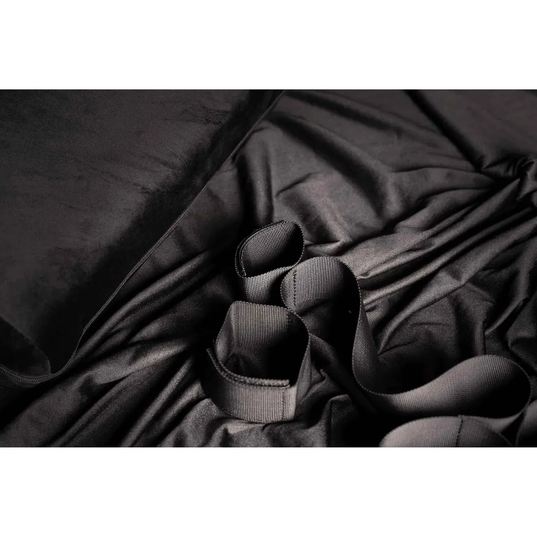 adjustable-hand-and-ankle-restraints-set-marka-inna