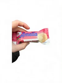 pilos-amelia-baton-twarogowy-z-malinami-pyszny-lekki-orzezwiajacy