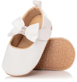 lekkie-biale-buty-na-chrzest-dla-malej-dziewczynki-zapinane-na-rzep-r-21-22