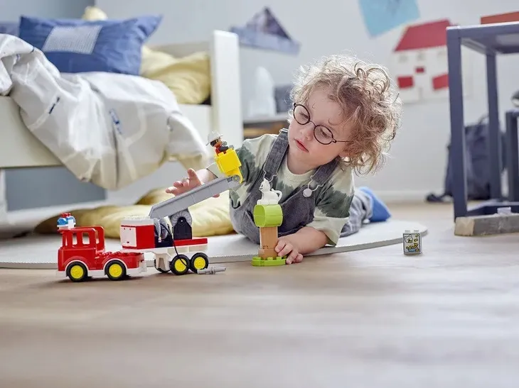 lego-duplo-woz-strazacki-10969-stan-nowy-plec-brak-informacji