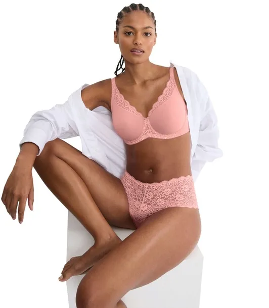 triumph-amourette-w01-rozowy-75-e-material-dominujacy-poliamid