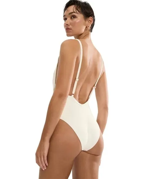 triumph-summer-dune-o-ecru-40-d-stan-nowy