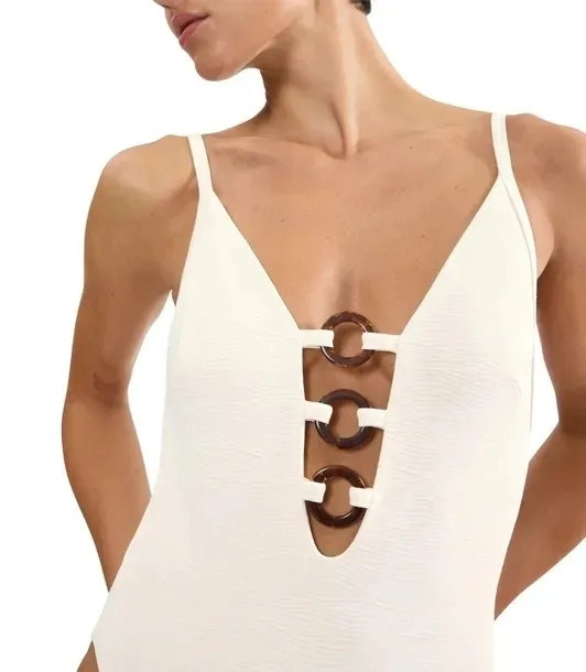 triumph-summer-dune-o-ecru-40-c-material-dominujacy-poliamid