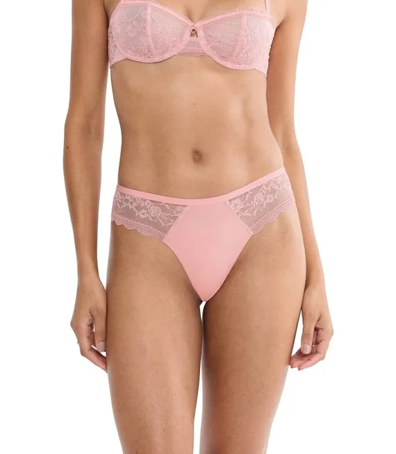 triumph-comfor-allure-string-rozowe-38