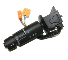 przelacznik-swiatel-wycieraczek-zespolony-man