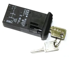 wylacznik-z-kluczykiem-250v-10a-man-neoplan-eao-22-335-511d