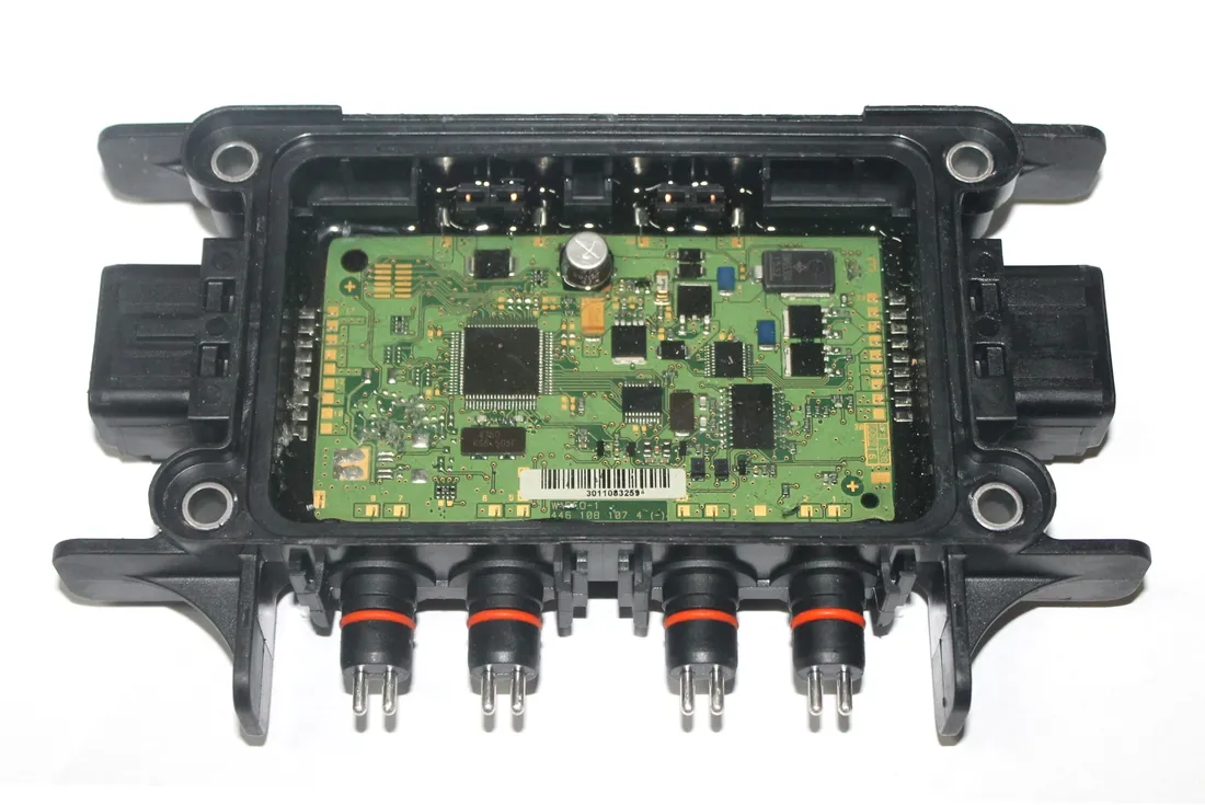kanal-sterujacy-modulatora-abs-2s-3m-vcs2-8418019330