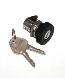 zamek-kontenera-drzwi-z-kluczykiem-uniwersalny