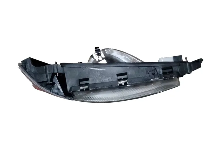 reflektor-przedni-scania-4-prawy-strona-zabudowy-lewa