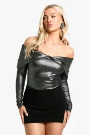 b6c023-metaliczne-body-z-odkrytymi-ramionami-boohoo-l