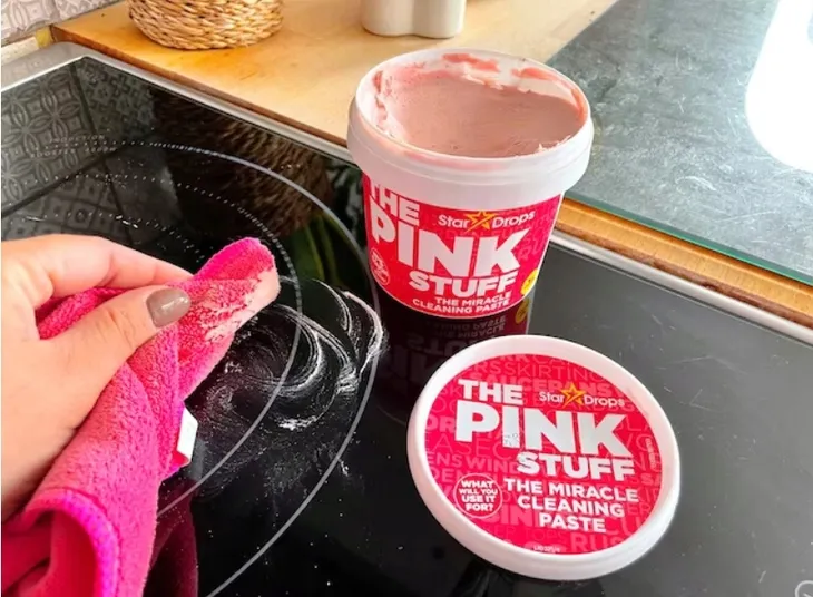 pink-stuff-pasta-czyszczaca-850g-postac-pasta